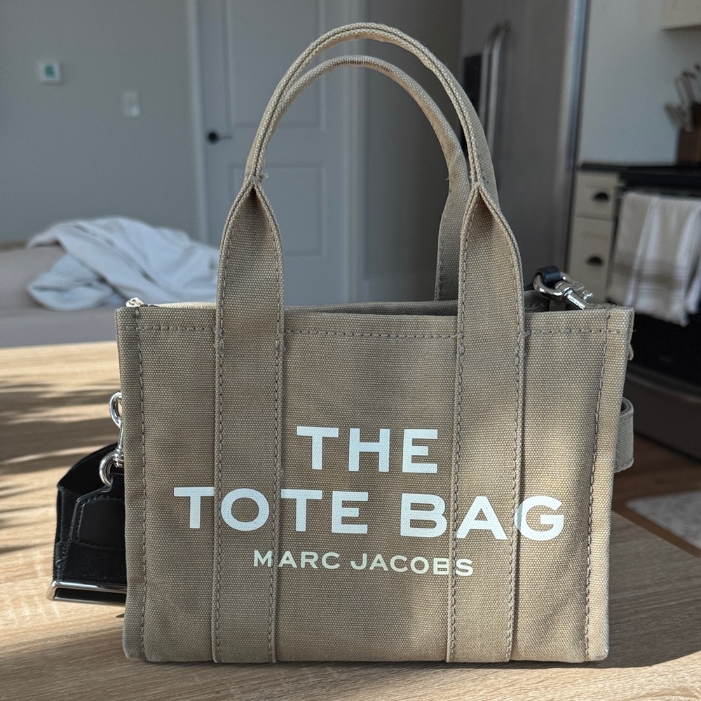 Marc Jacob the tote bag